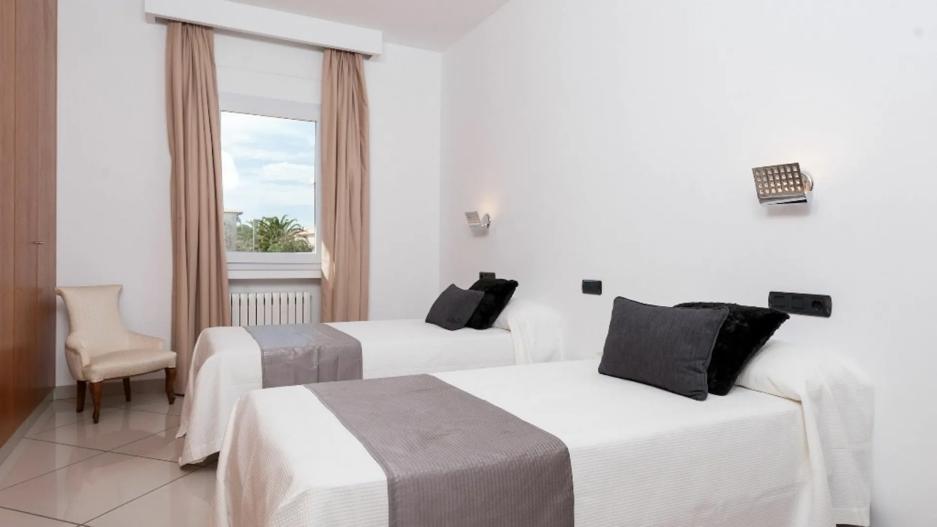 Villa Thalassa Llucmajor  0*, Llucmajor (Mallorca)